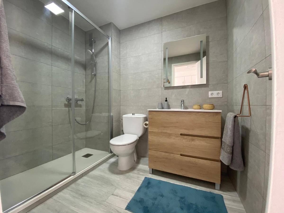 Amazing 2 Bedroom Apartment With Big Sun Terrace Sitges Centre Beach Esterno foto
